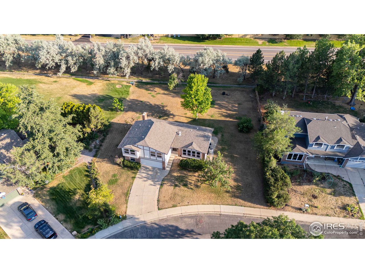 4223 Peach Way