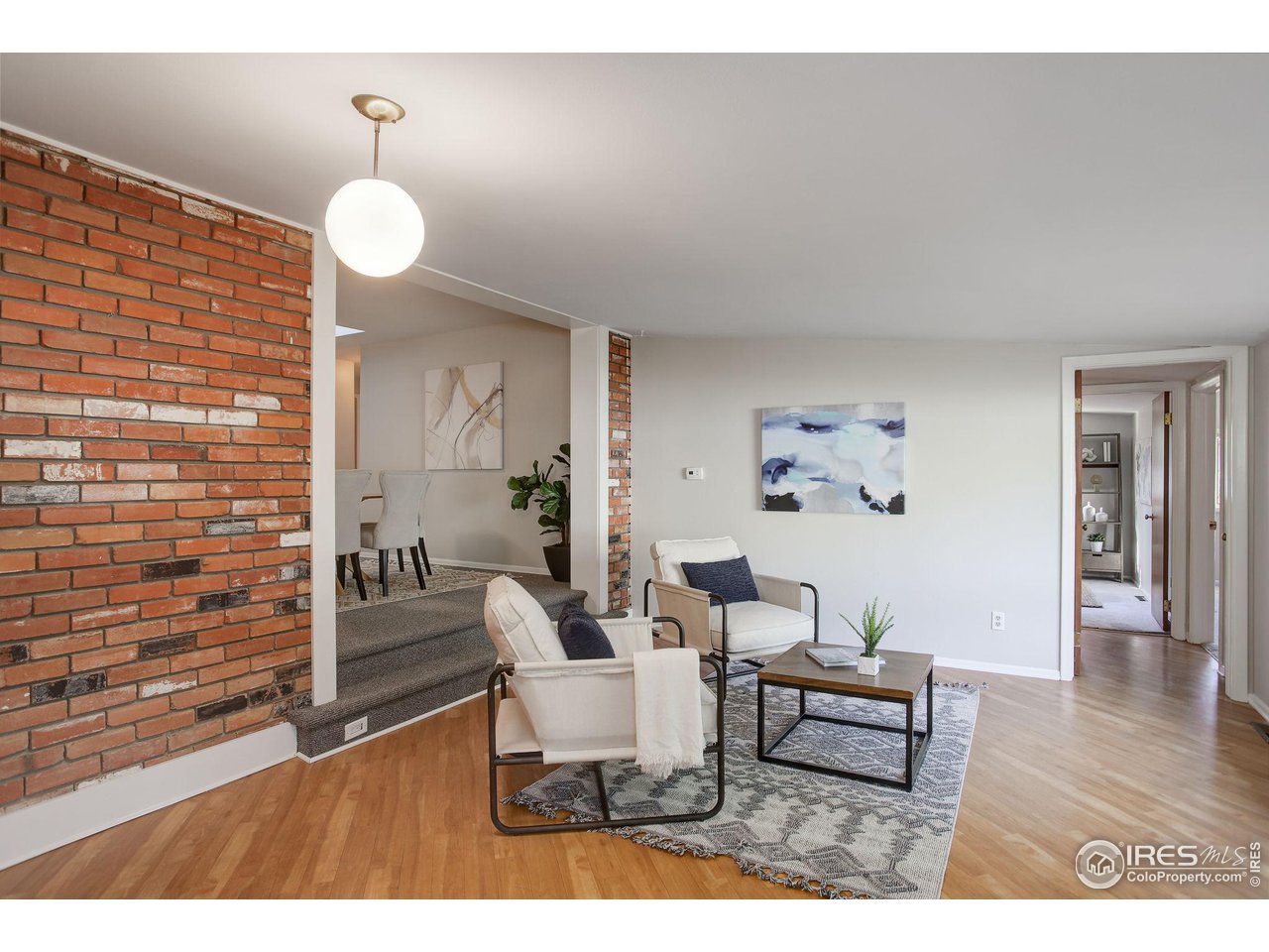 3125 Fremont St