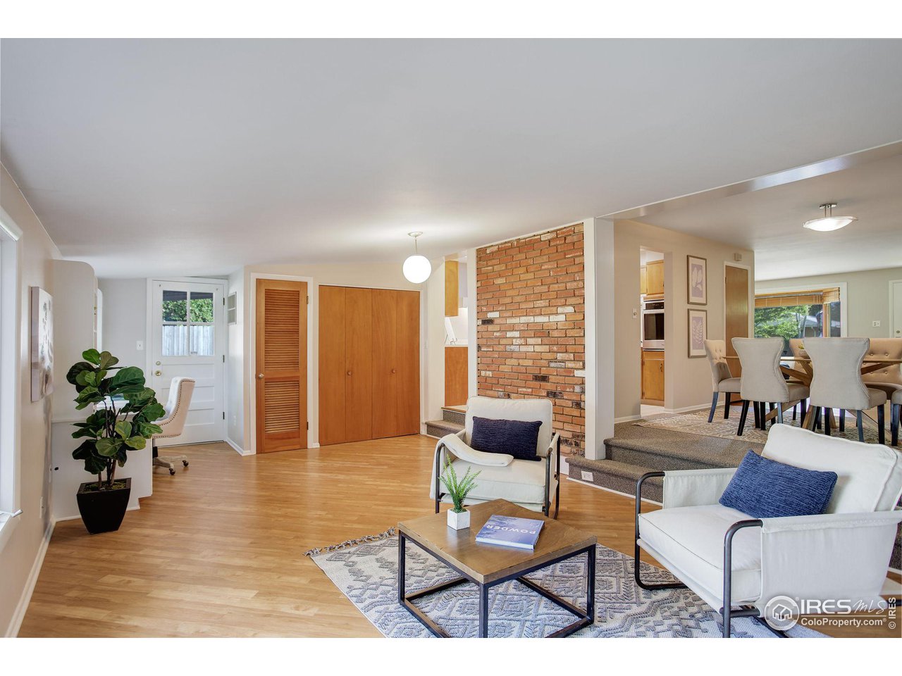 3125 Fremont St