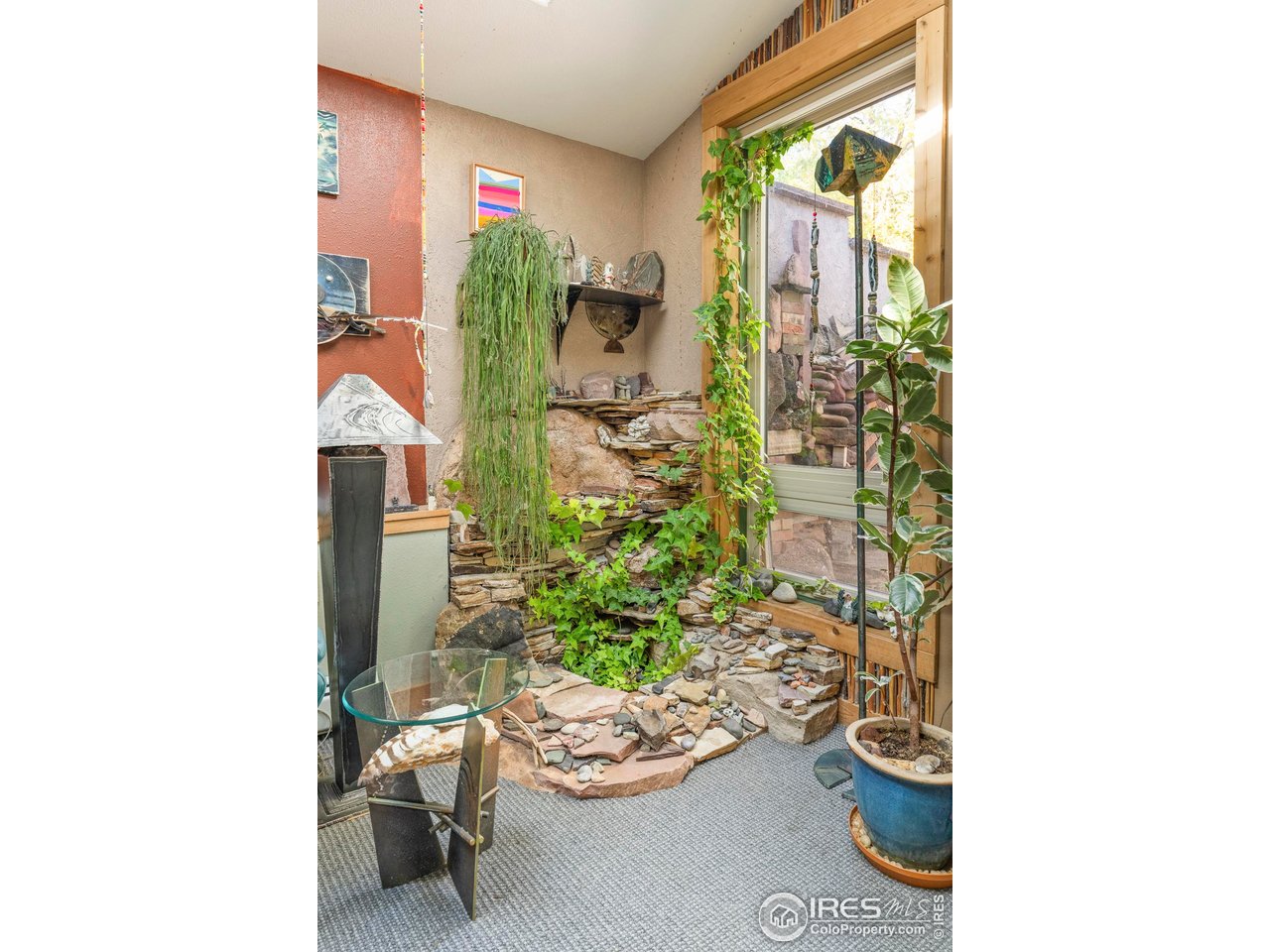 636 Marine St