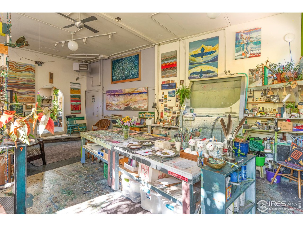 636 Marine St