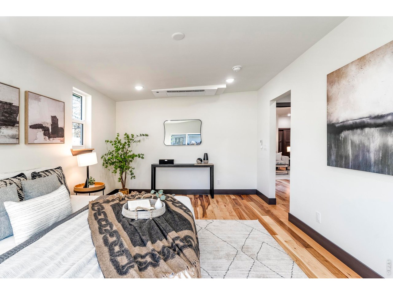 3125 Fremont St