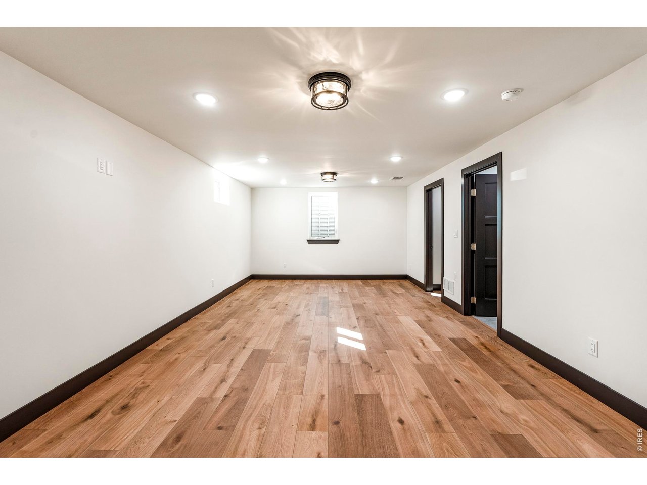 3125 Fremont St
