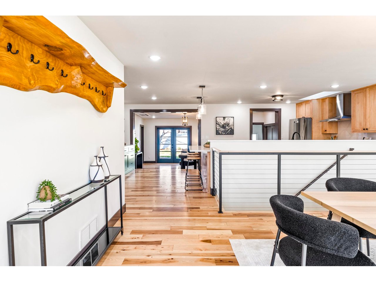 3125 Fremont St