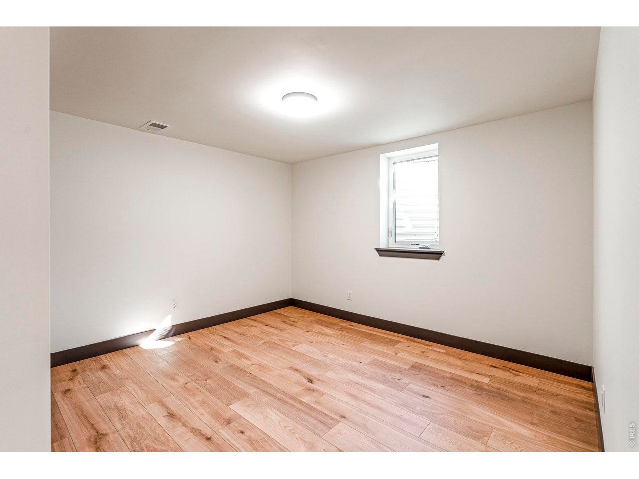 3125 Fremont St