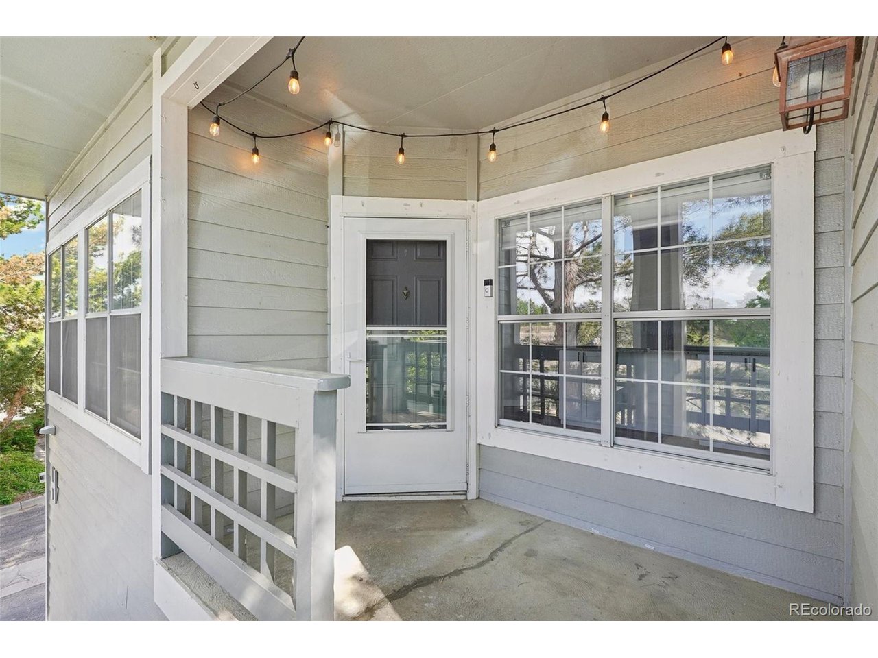7470 Singing Hills Dr