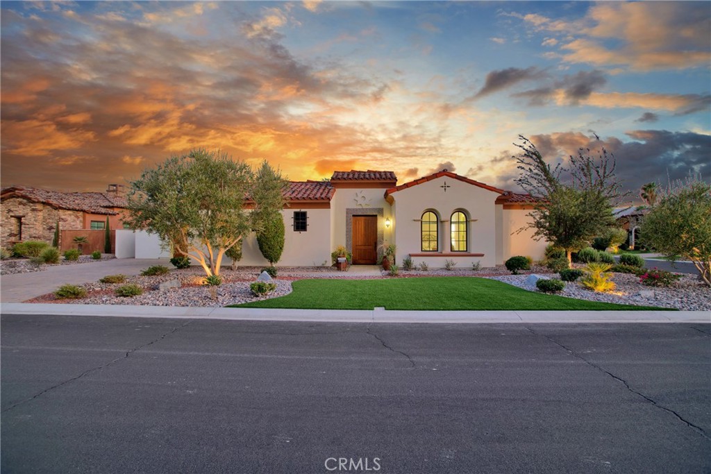 6 Cassis Circle