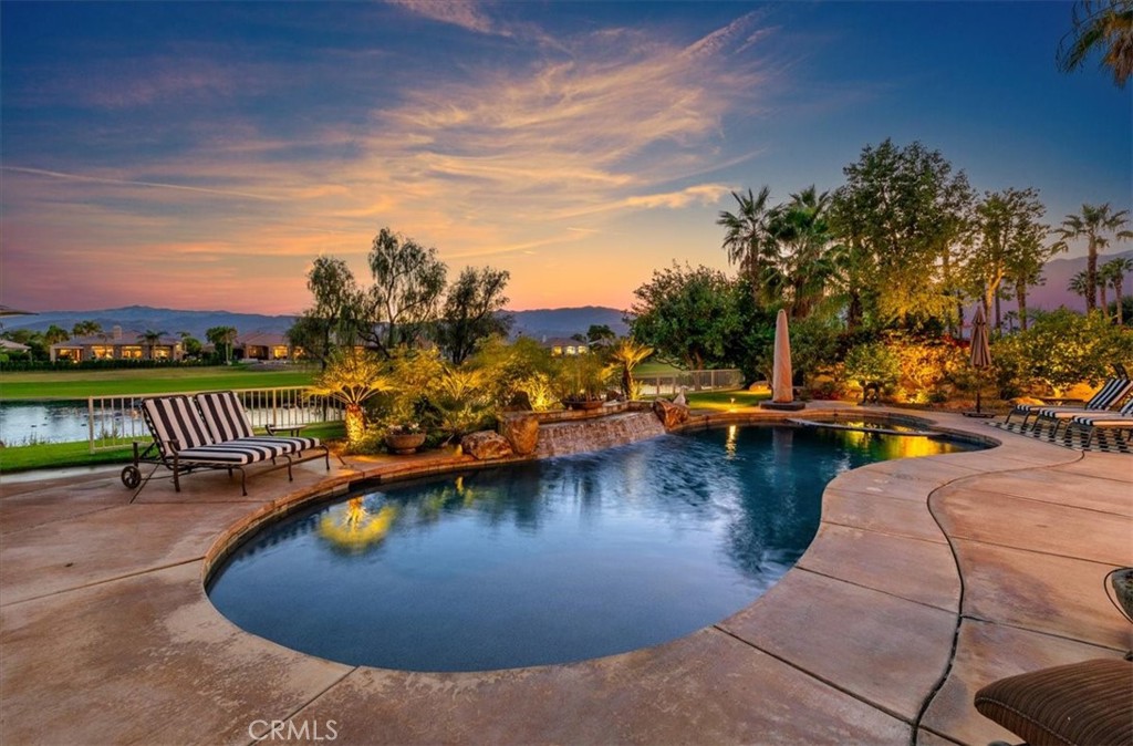 20 Vista Encantada