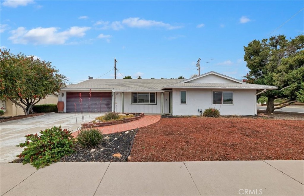 27190 Pinehurst