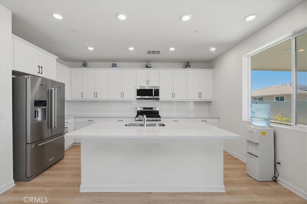 4208 Oak
