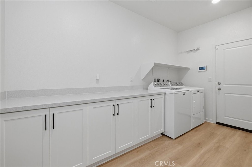 4208 Oak