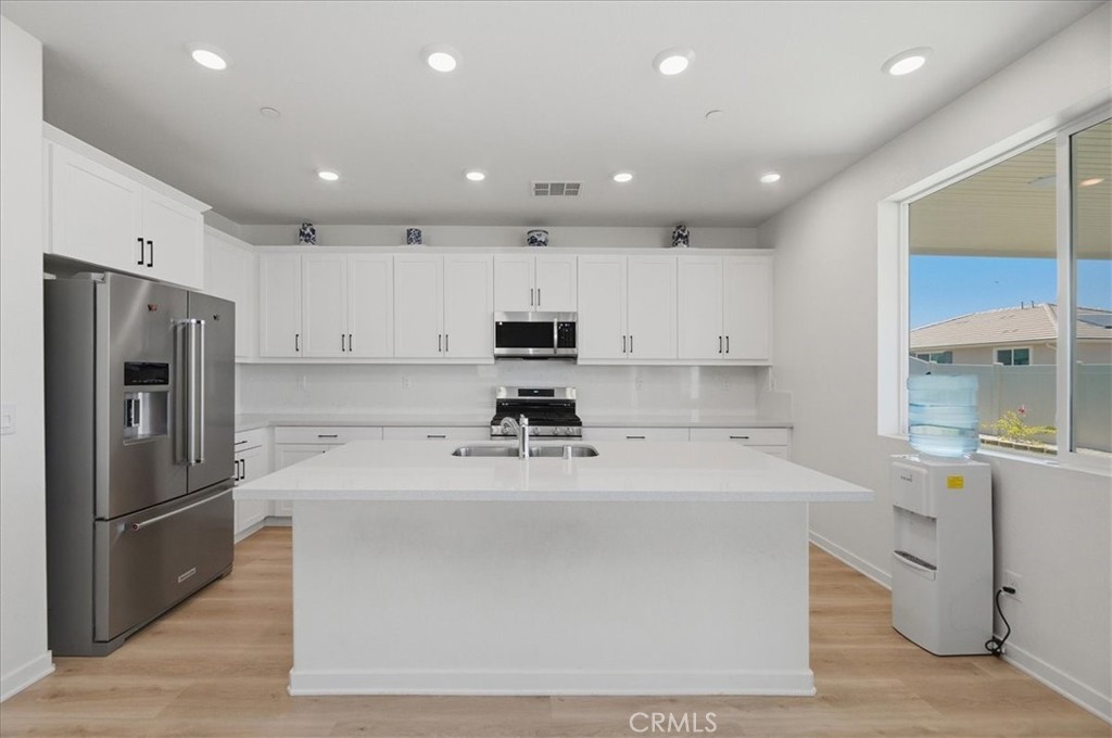 4208 Oak