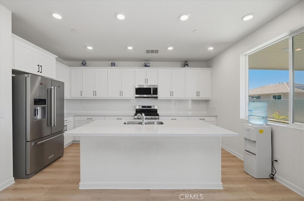4208 Oak