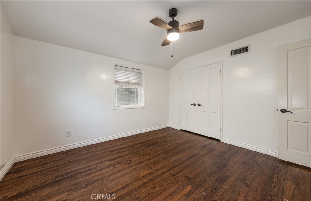 1427 Elizabeth Crest