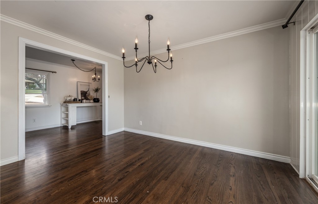 1427 Elizabeth Crest