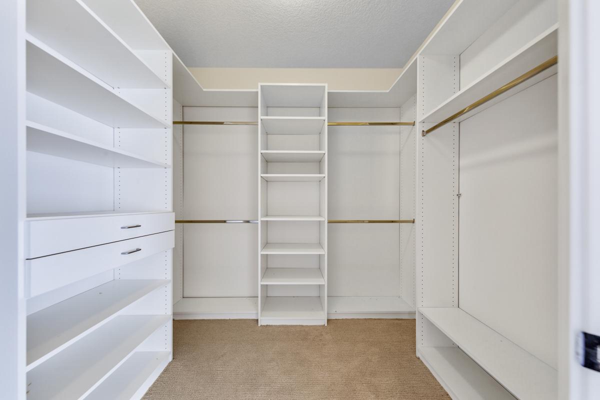 825 Berry Street Unit: 411