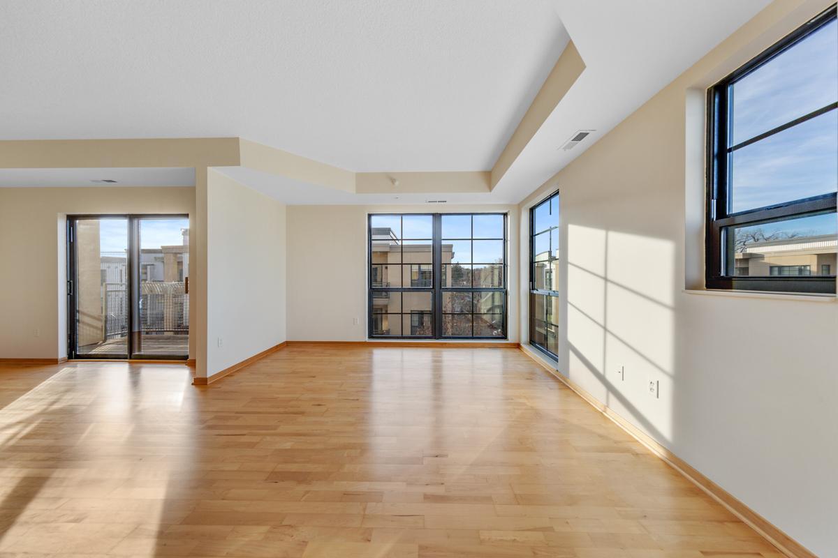 825 Berry Street Unit: 411