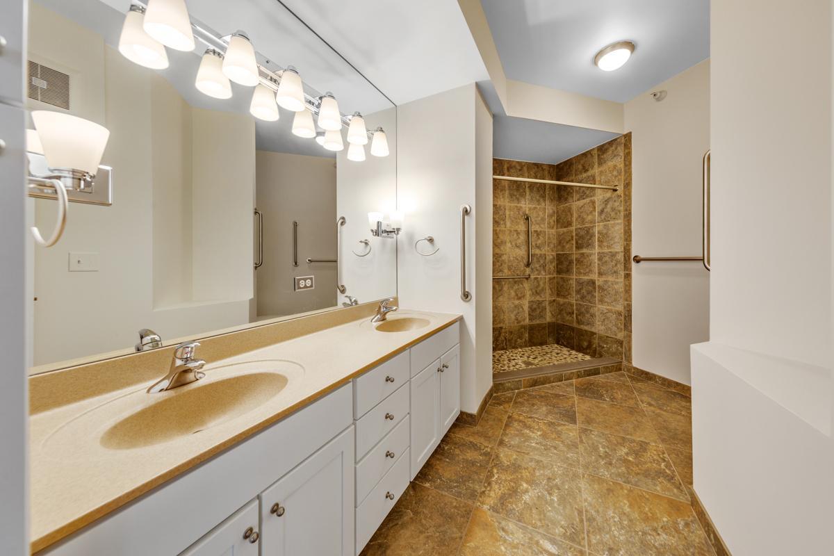 825 Berry Street Unit: 411