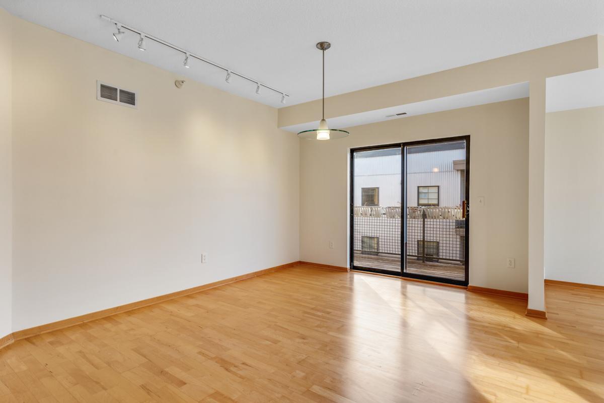 825 Berry Street Unit: 411