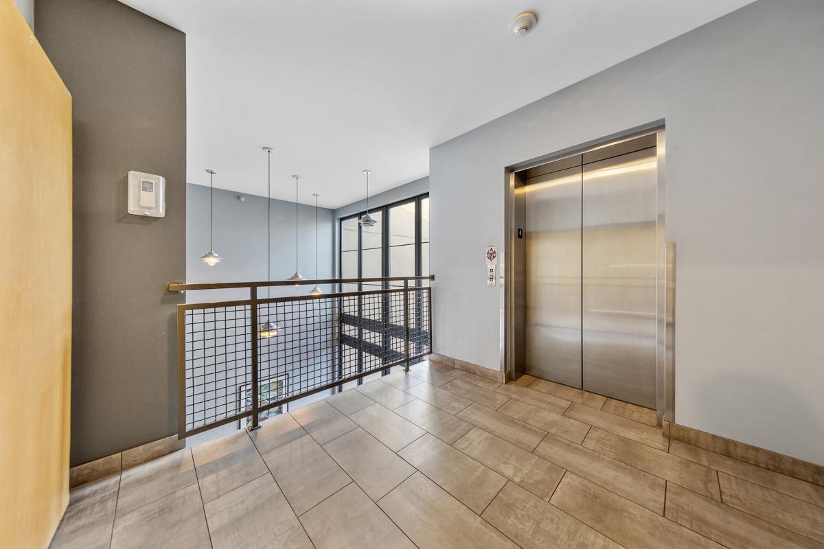825 Berry Street Unit: 411