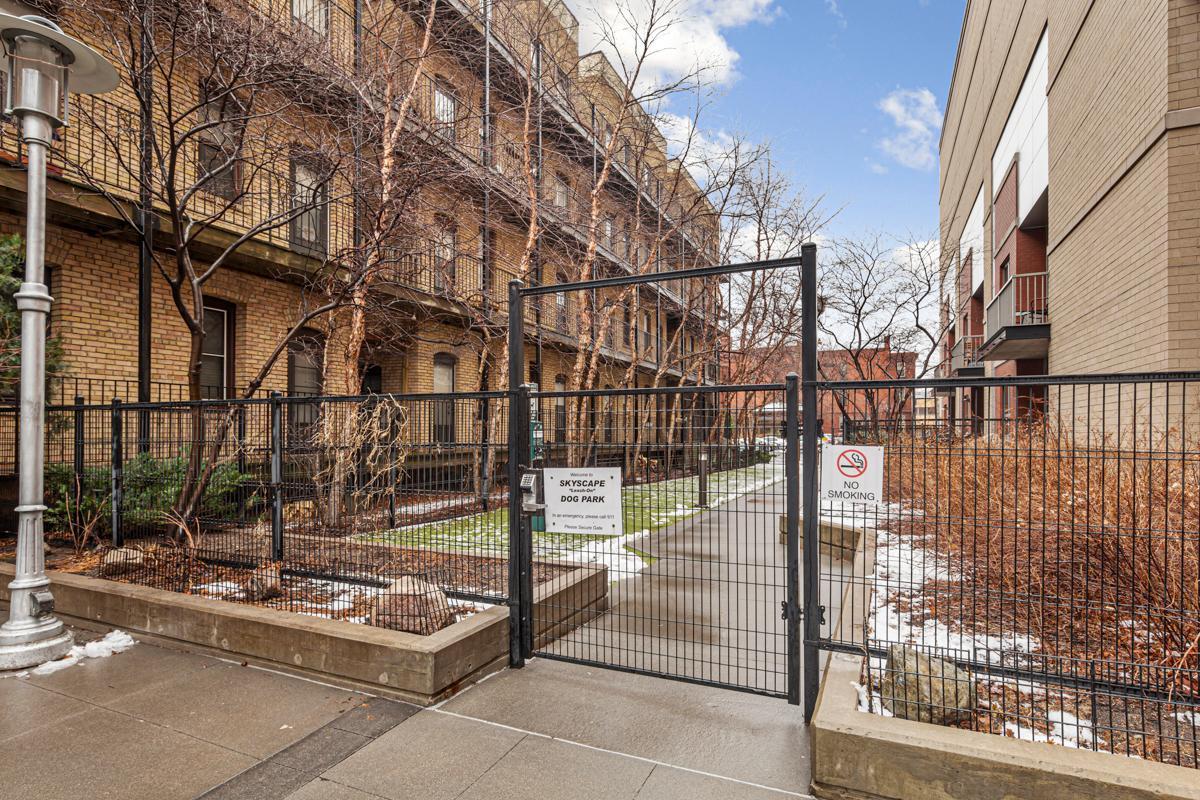 929 Portland Avenue Unit: 406