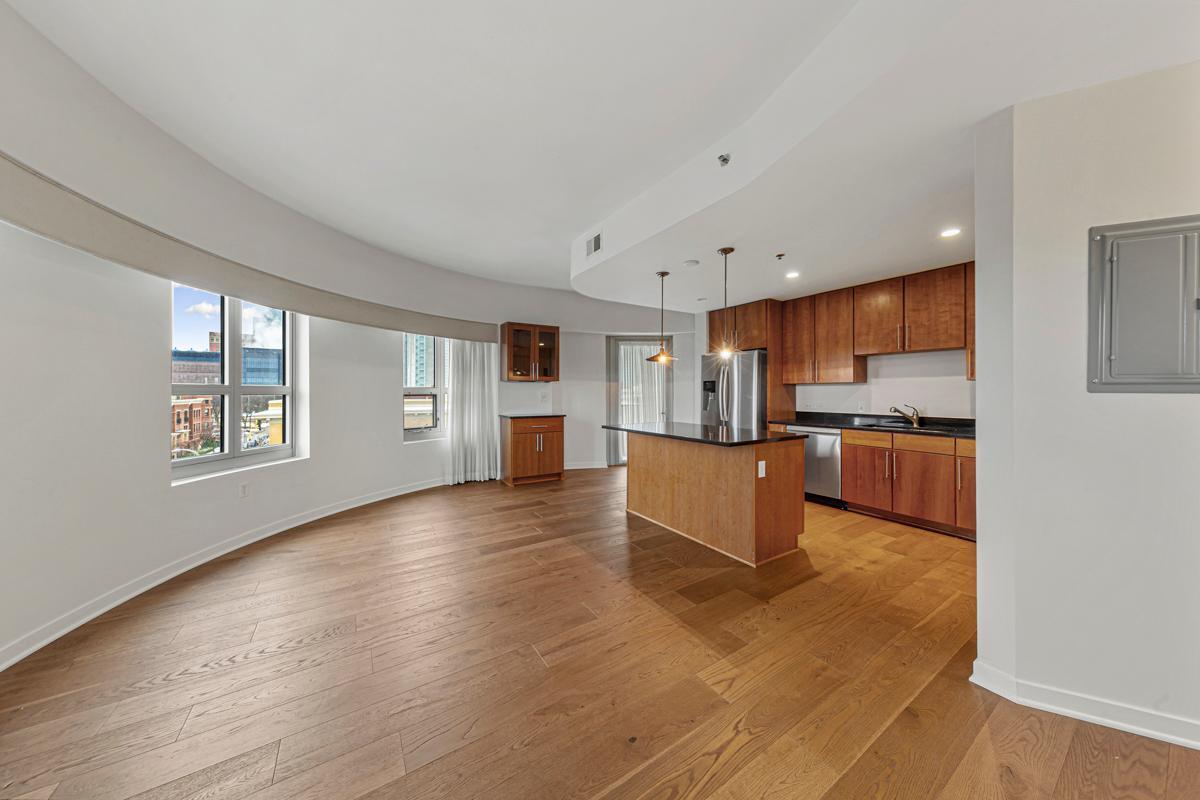 929 Portland Avenue Unit: 406