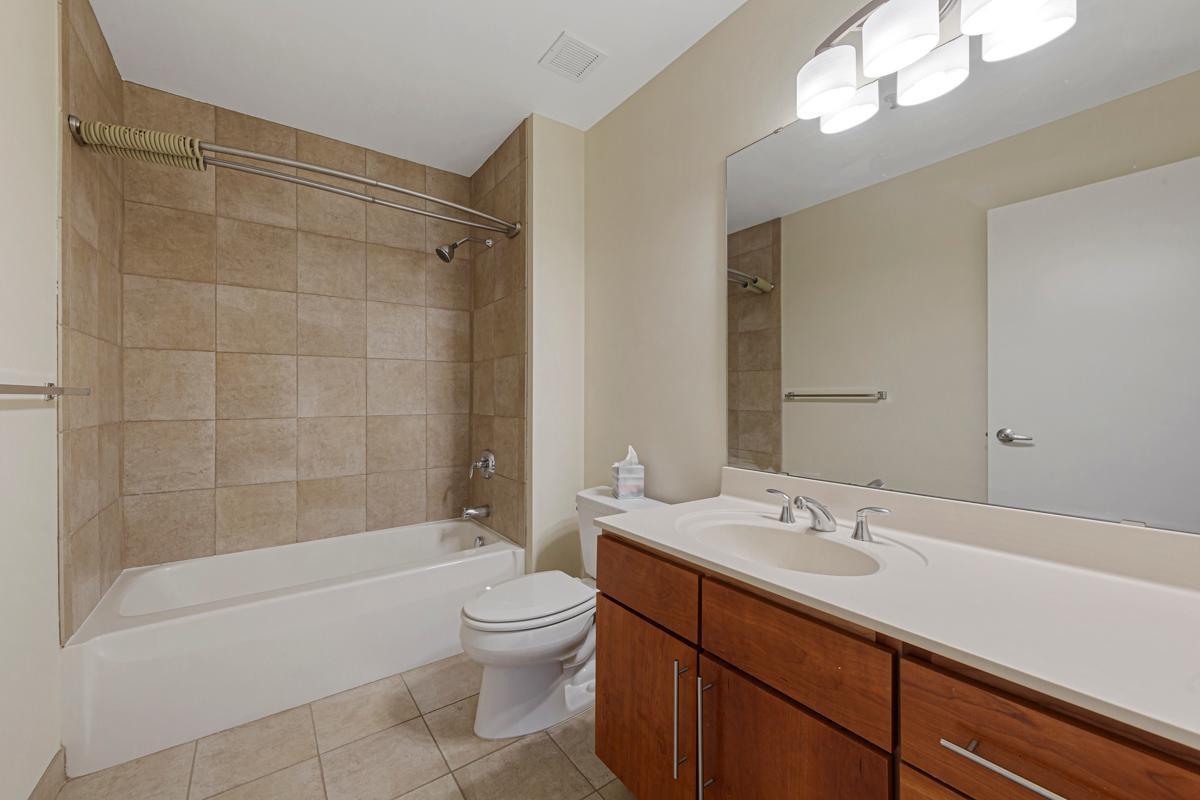 929 Portland Avenue Unit: 406