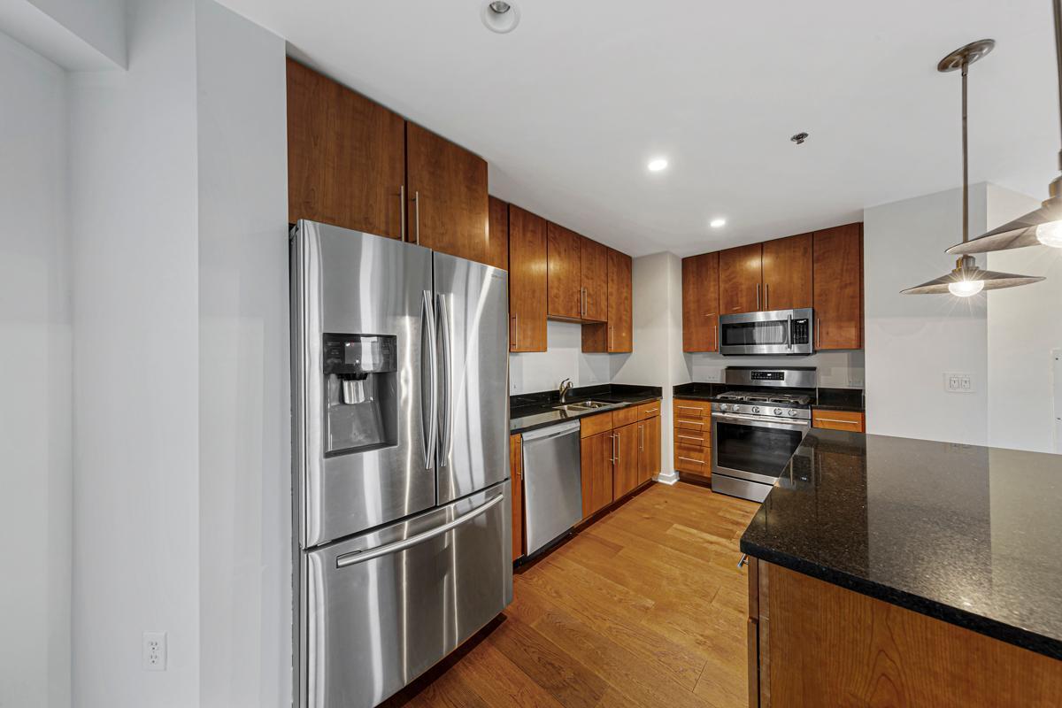 929 Portland Avenue Unit: 406