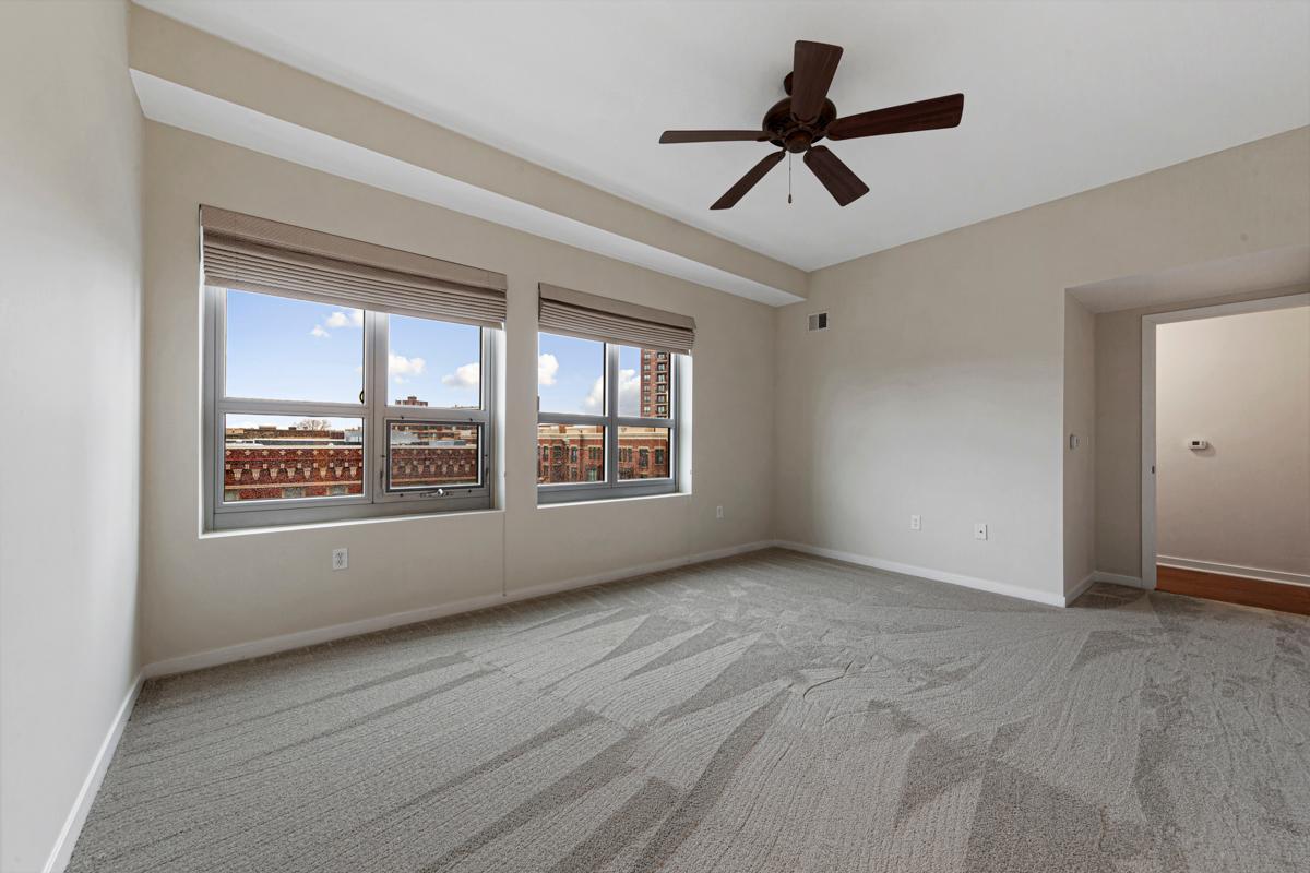 929 Portland Avenue Unit: 406