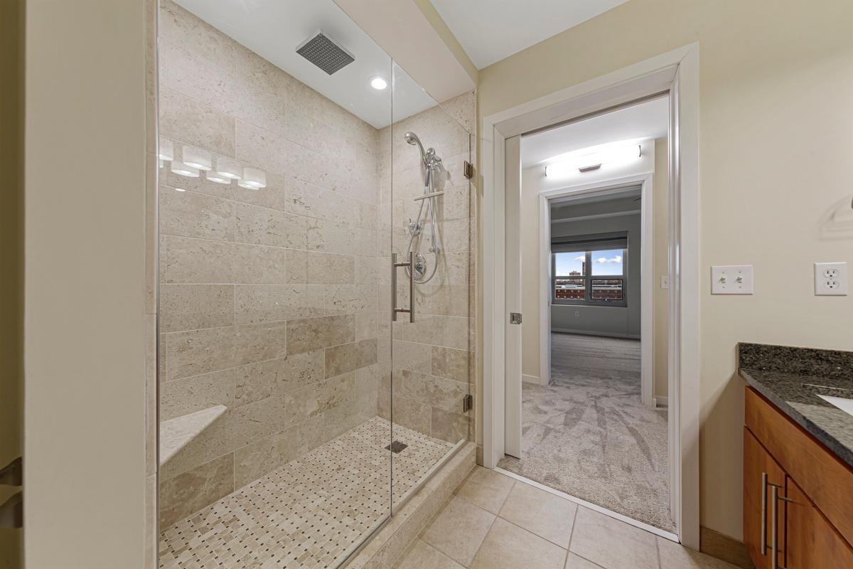 929 Portland Avenue Unit: 406