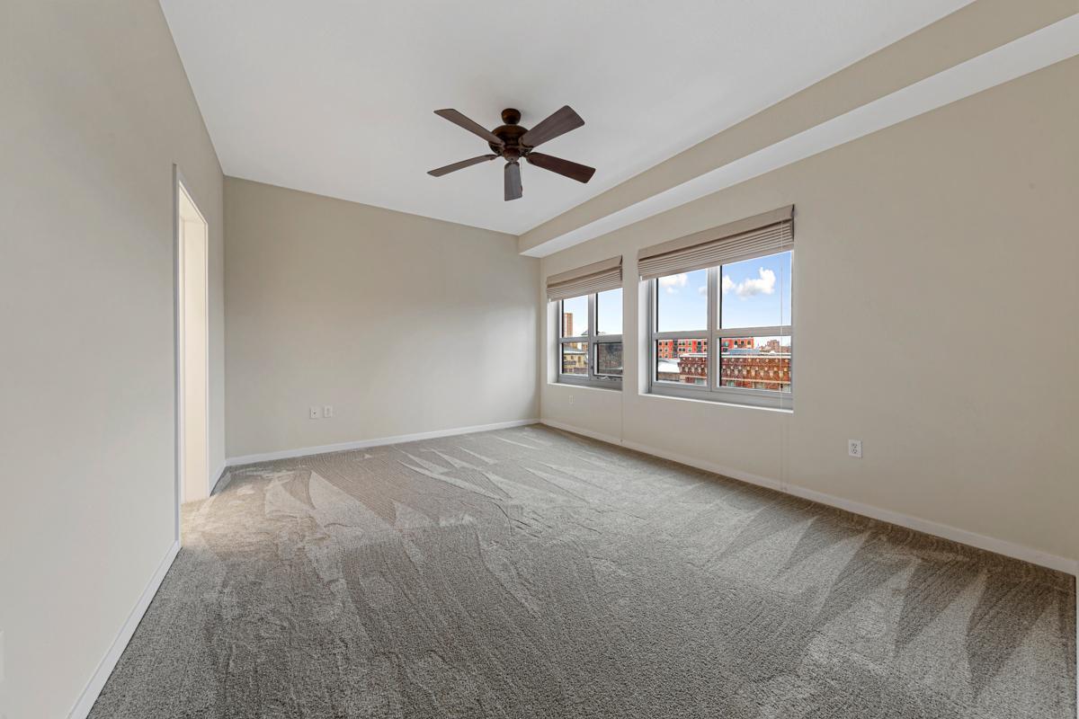 929 Portland Avenue Unit: 406