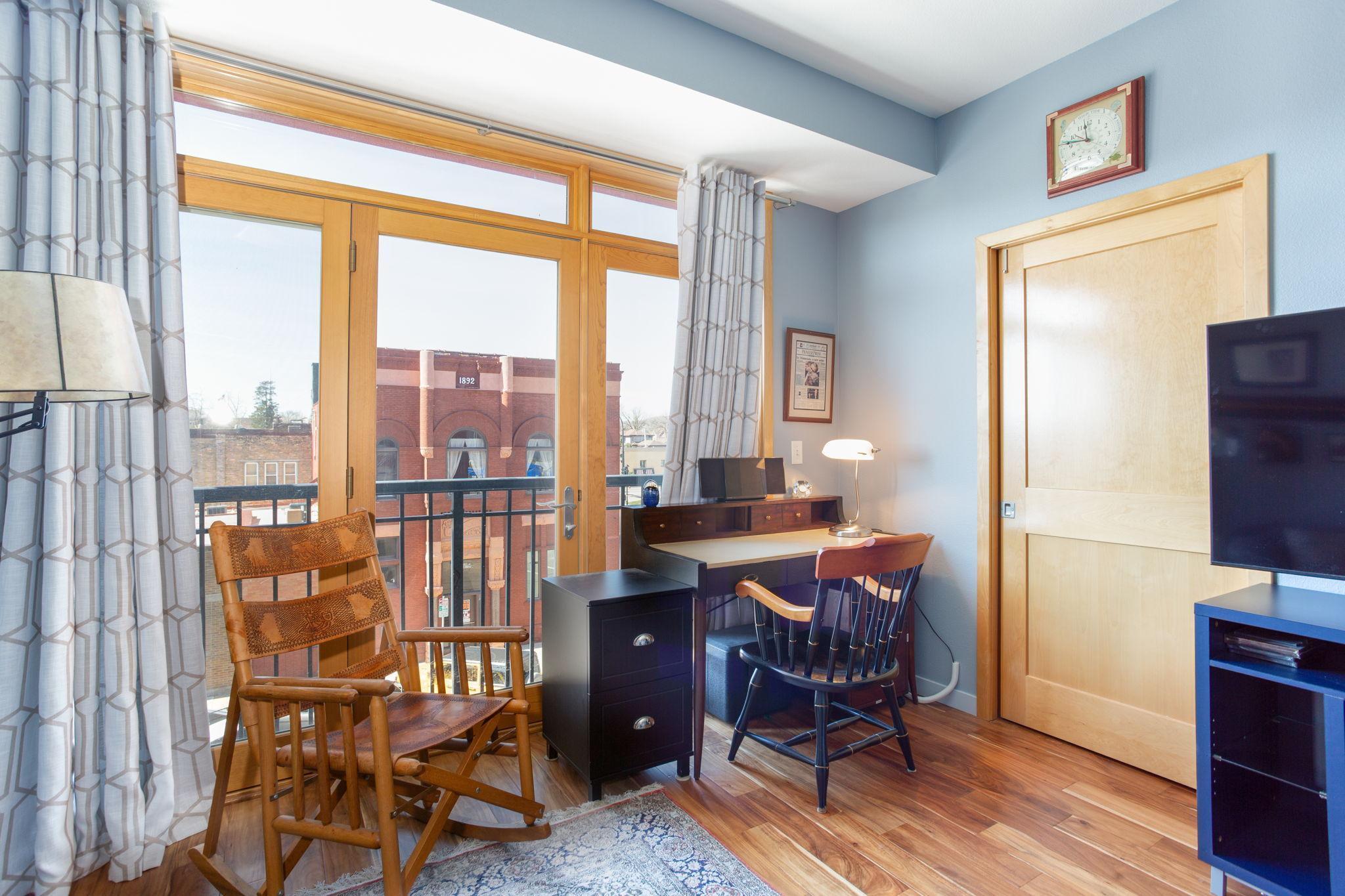 101 S Washington Street Unit: 303