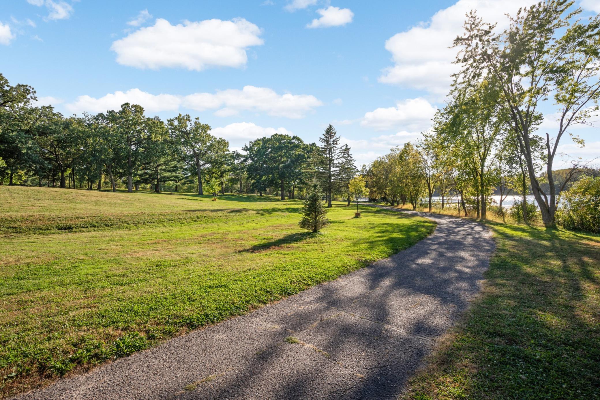 1329 Newton Avenue N