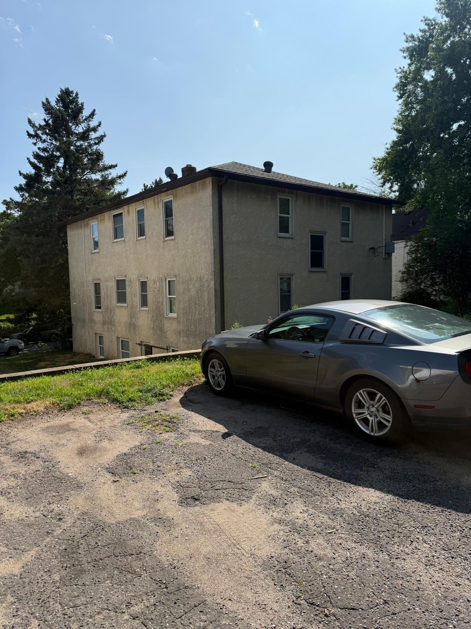 1237 Saint Clair Avenue
