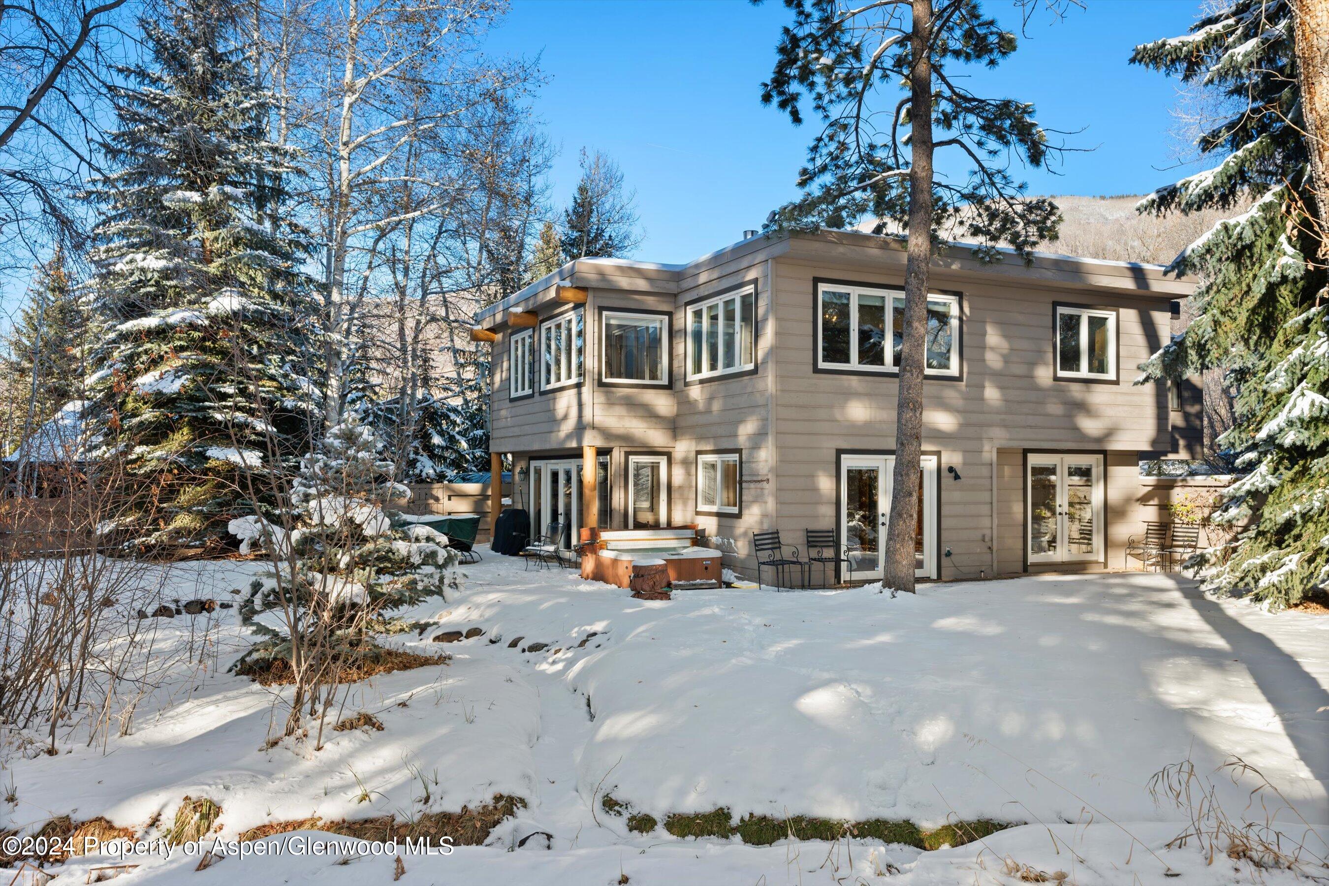 825 Cemetery Lane, 2