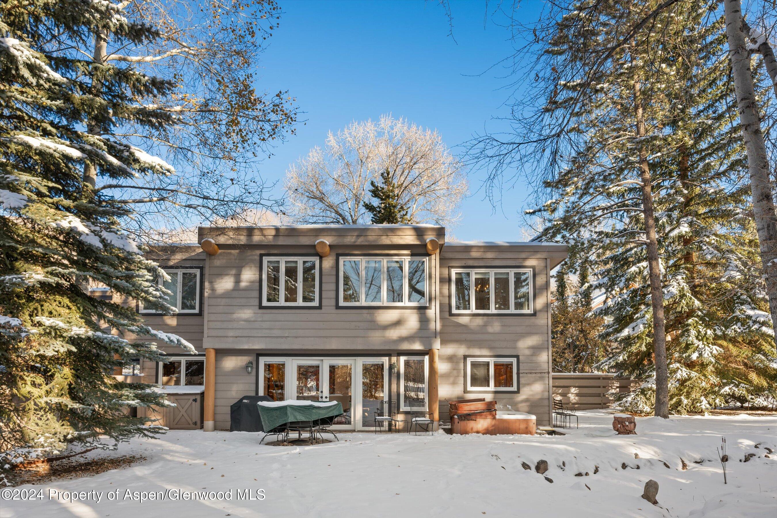 825 Cemetery Lane, 2