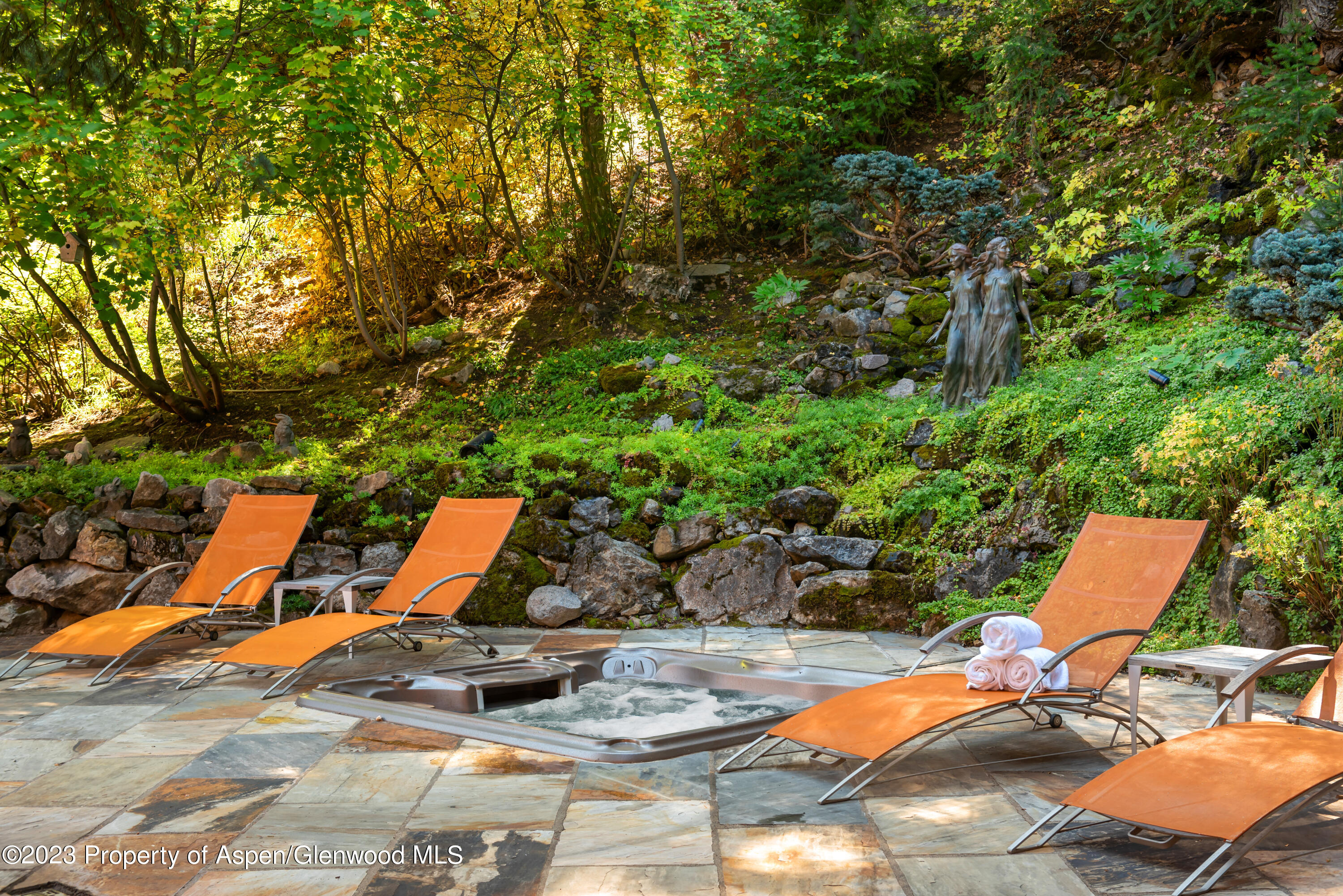 970 Powder Lane