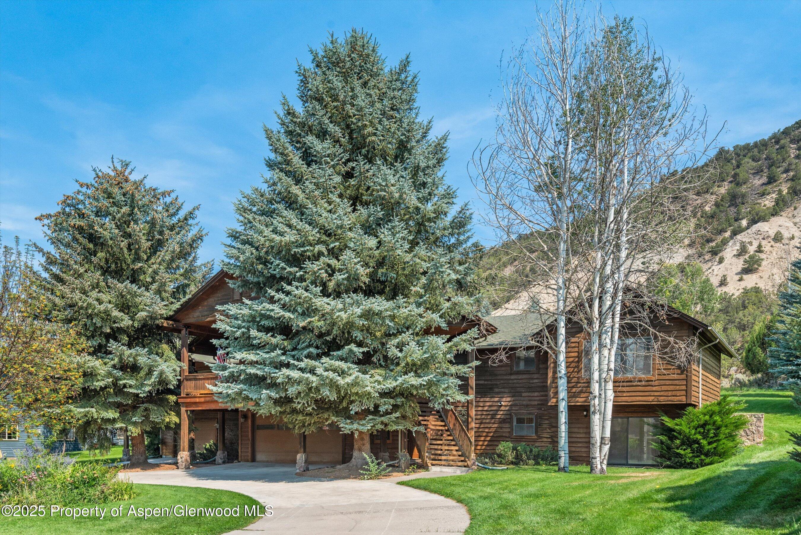 17 Dakota Court