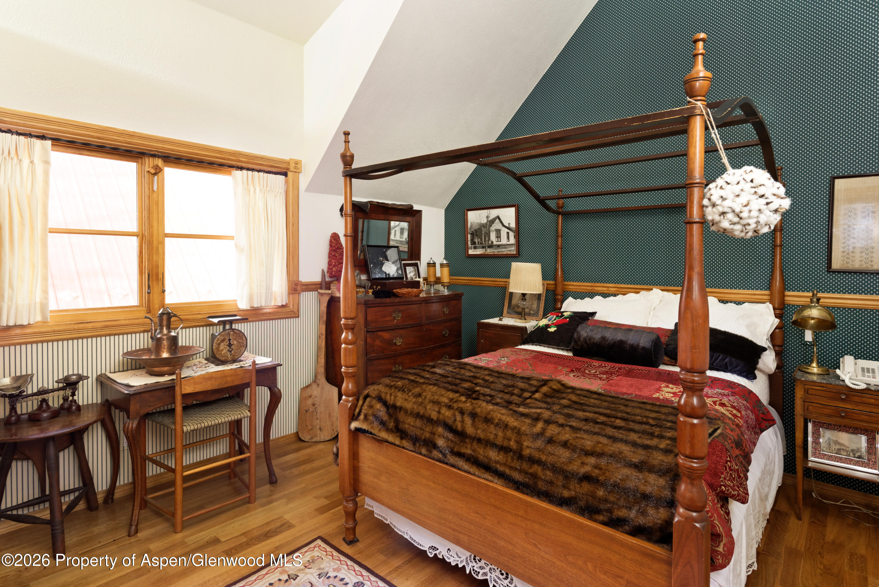 1214 Woody Creek Road