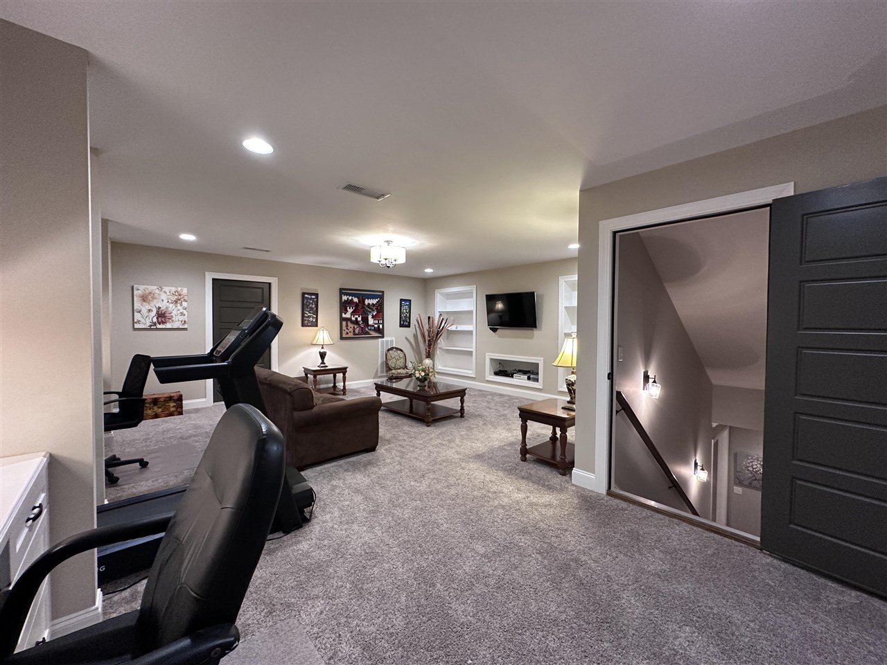 2415 Silver Oak Street