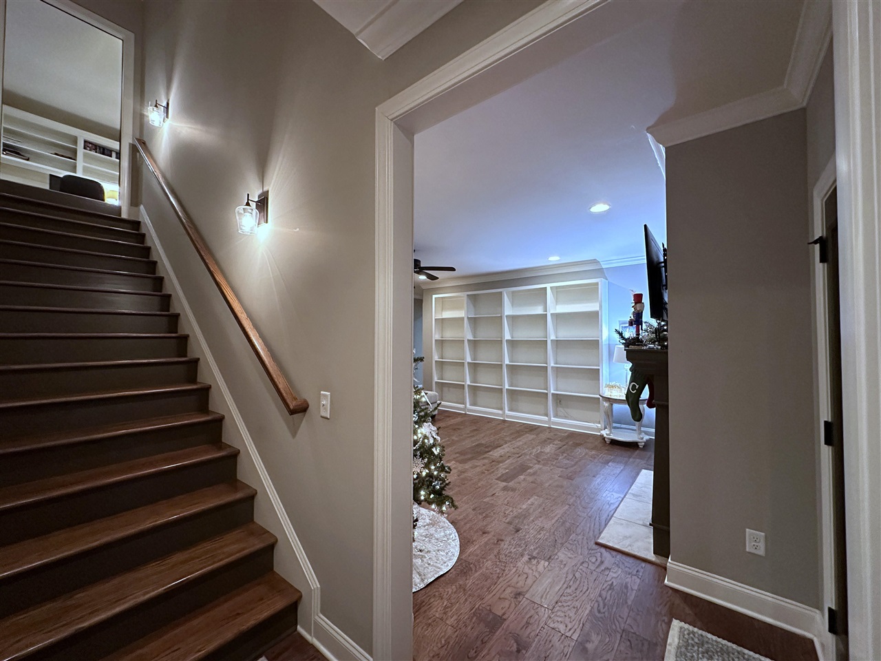 2415 Silver Oak Street