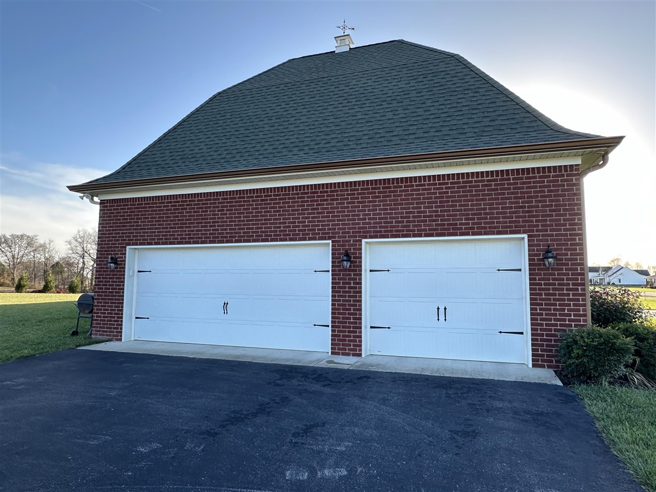 2415 Silver Oak Street