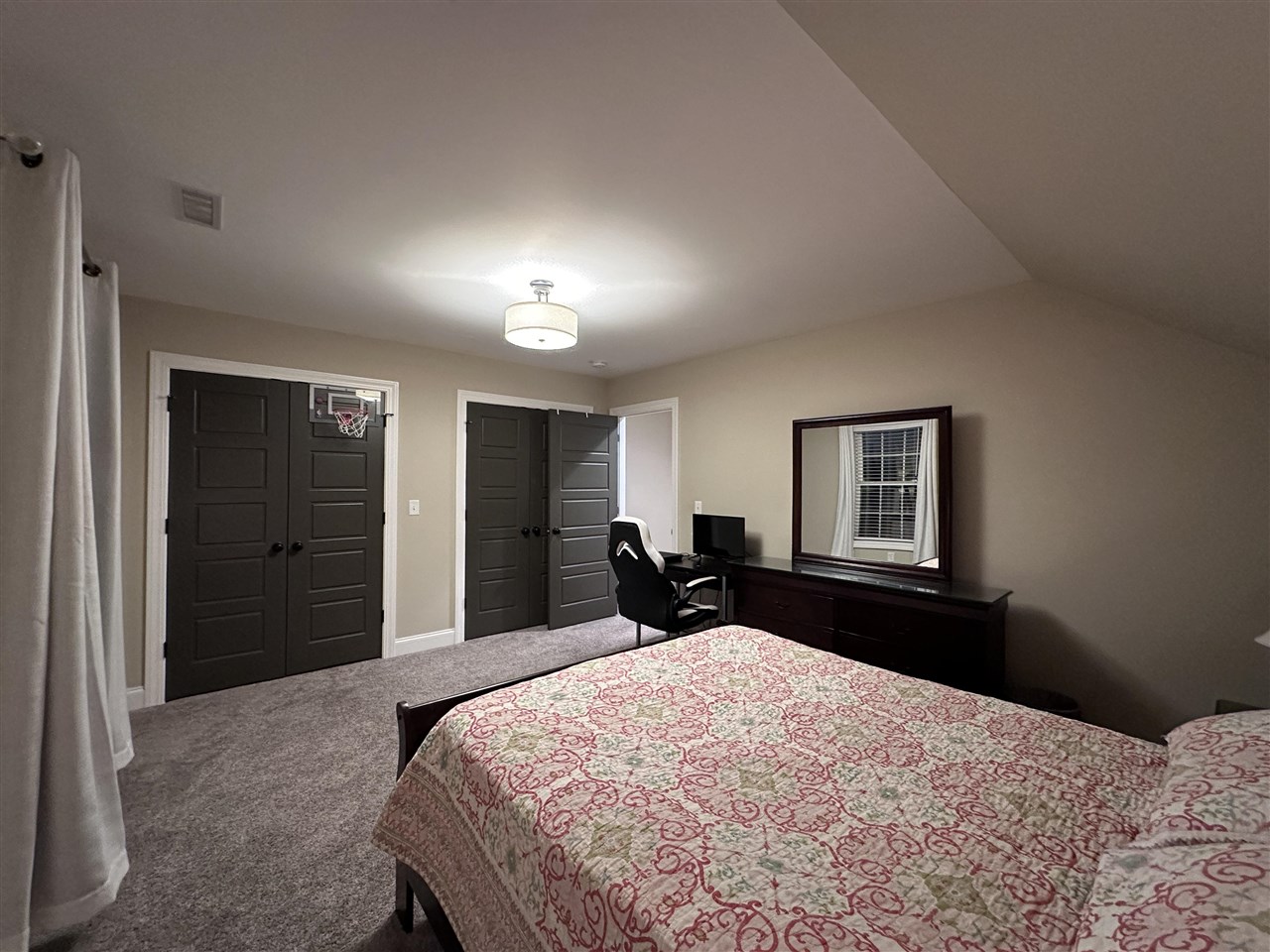 2415 Silver Oak Street