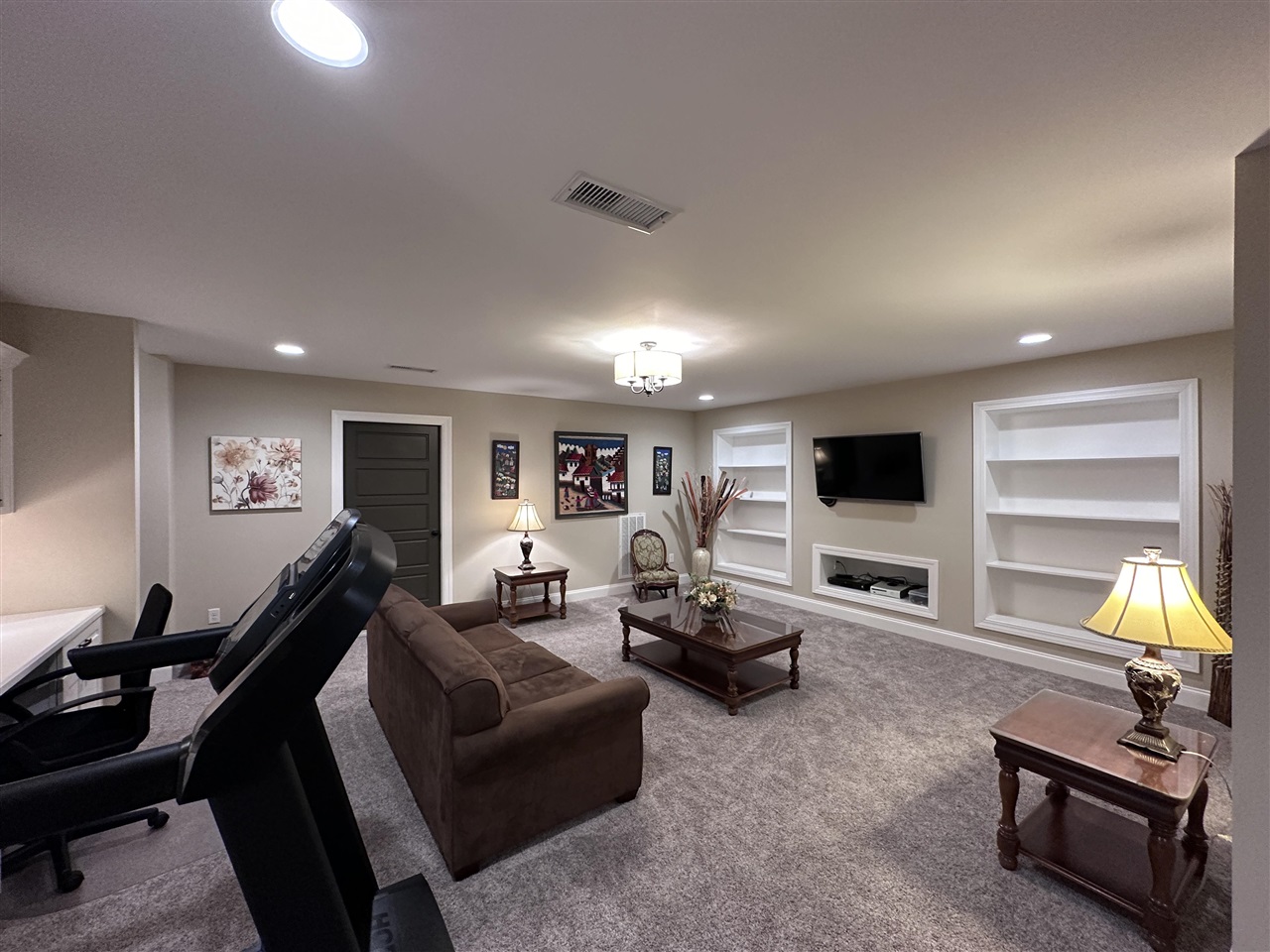 2415 Silver Oak Street