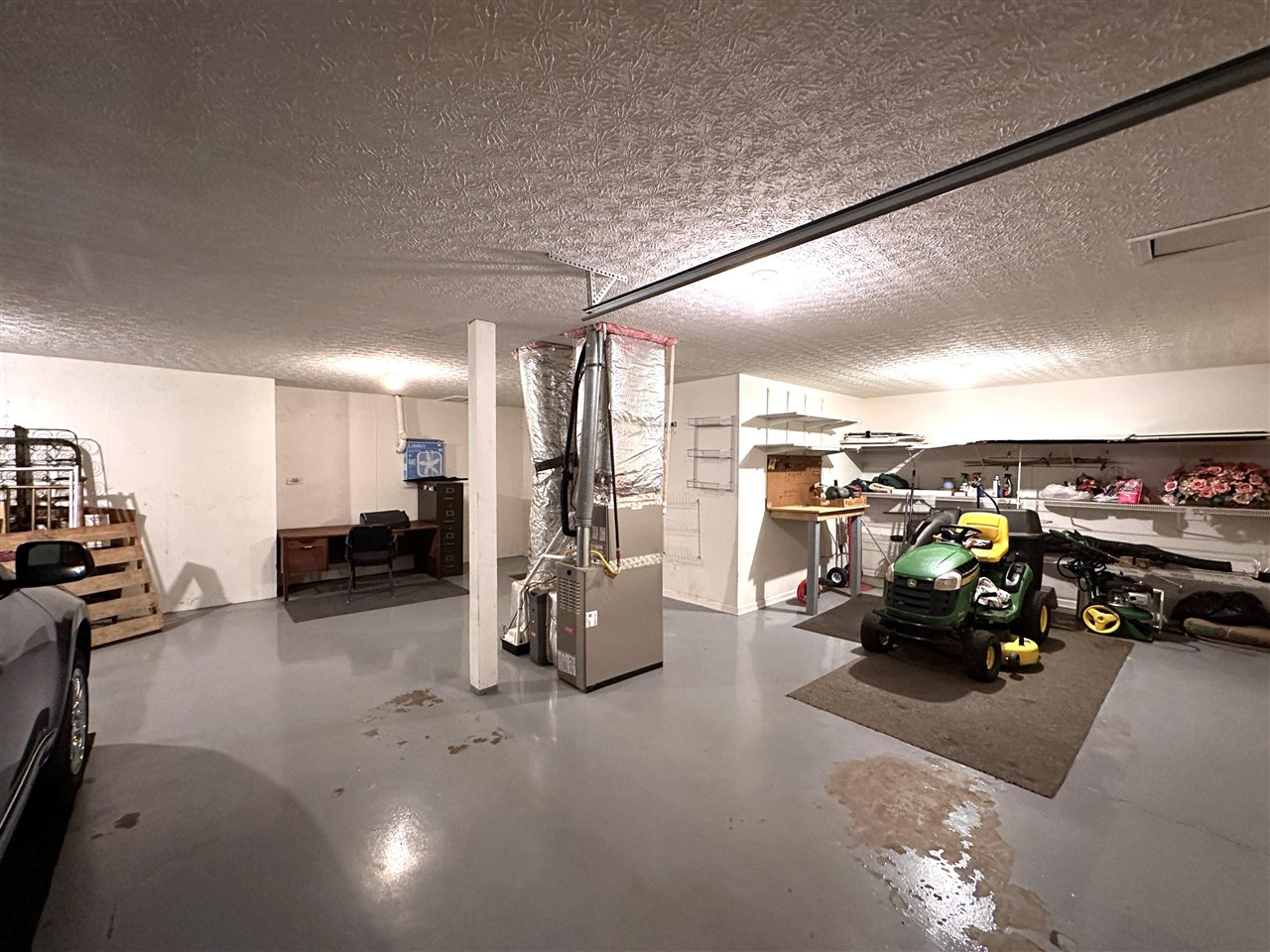 3384 Red Oak Court