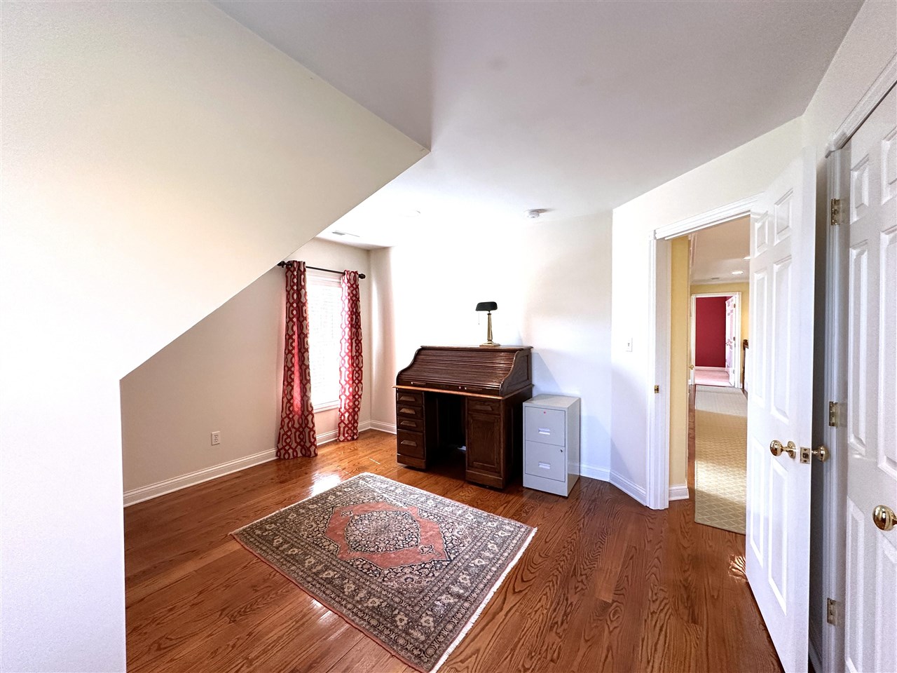 3384 Red Oak Court