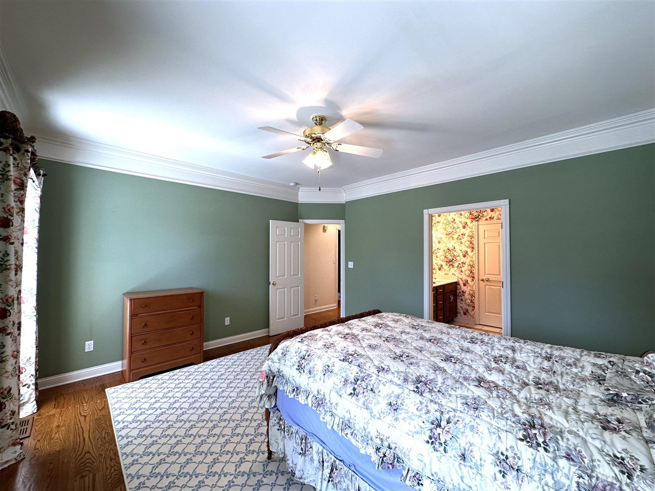 3384 Red Oak Court
