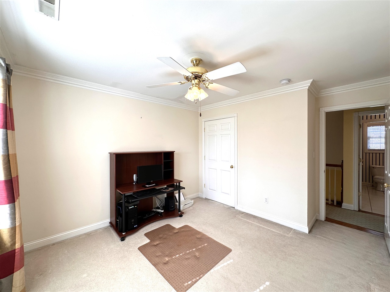 3384 Red Oak Court