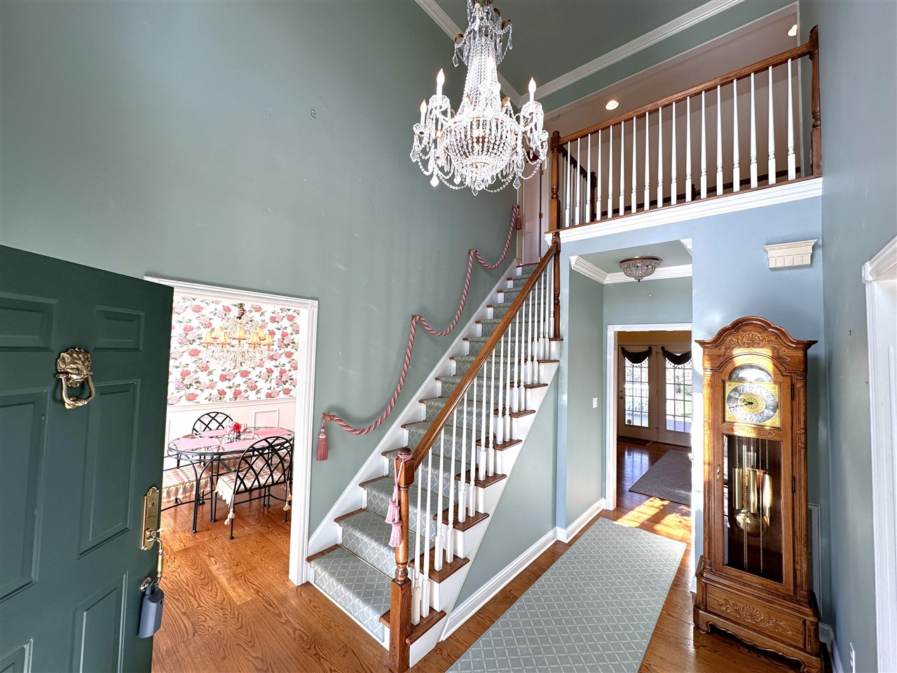 3384 Red Oak Court