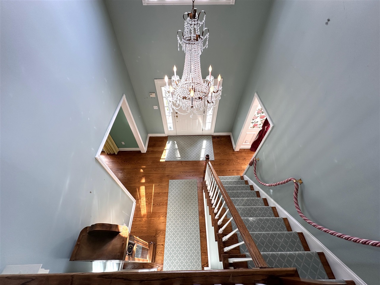 3384 Red Oak Court